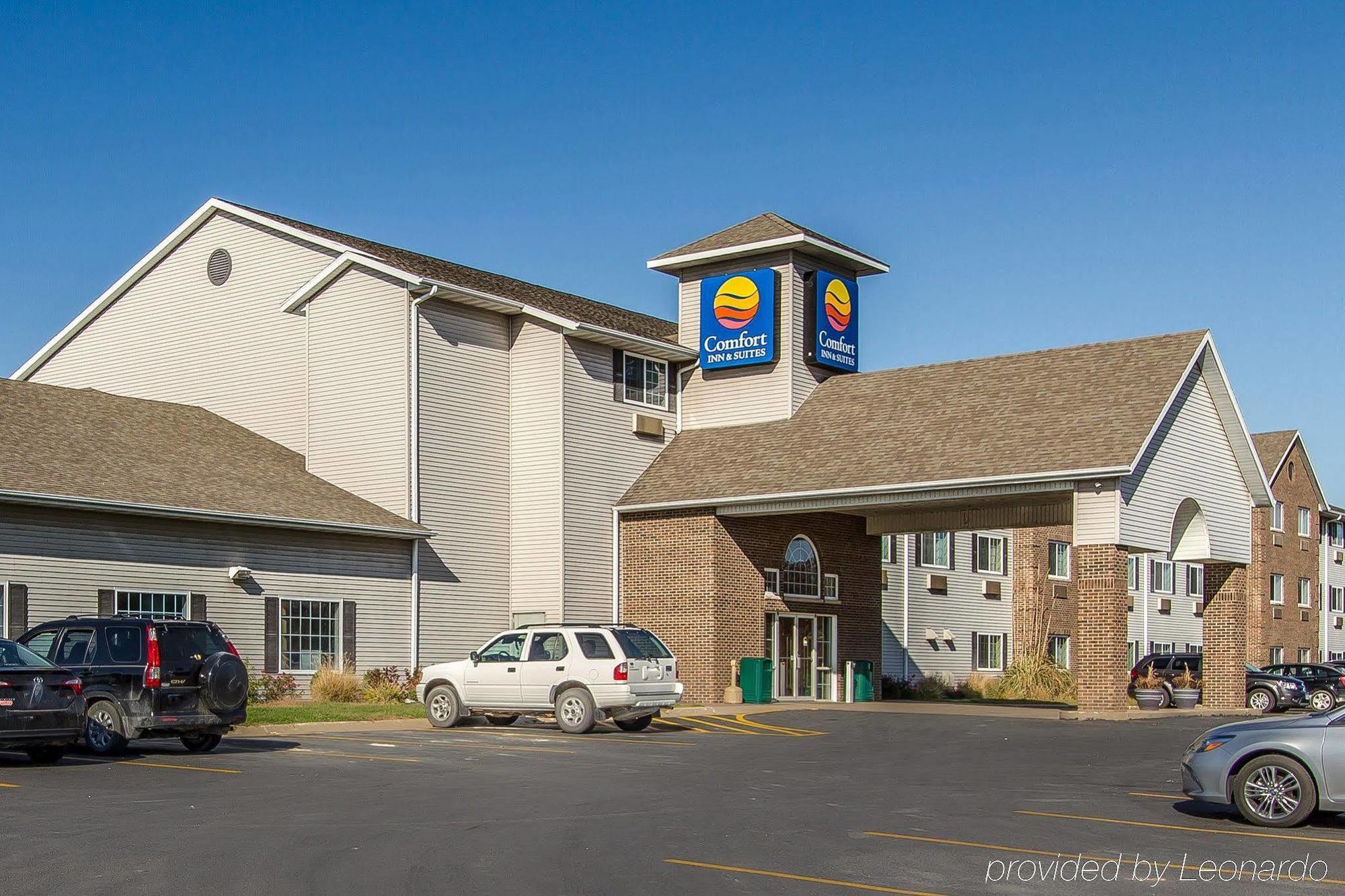 Quality Inn & Suites Fort Madison Near Hwy 61 Εξωτερικό φωτογραφία