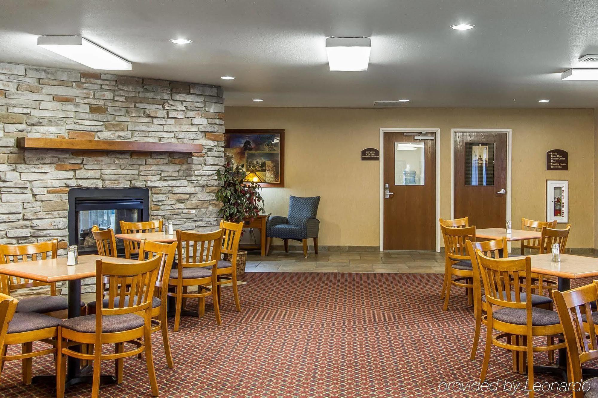 Quality Inn & Suites Fort Madison Near Hwy 61 Εξωτερικό φωτογραφία