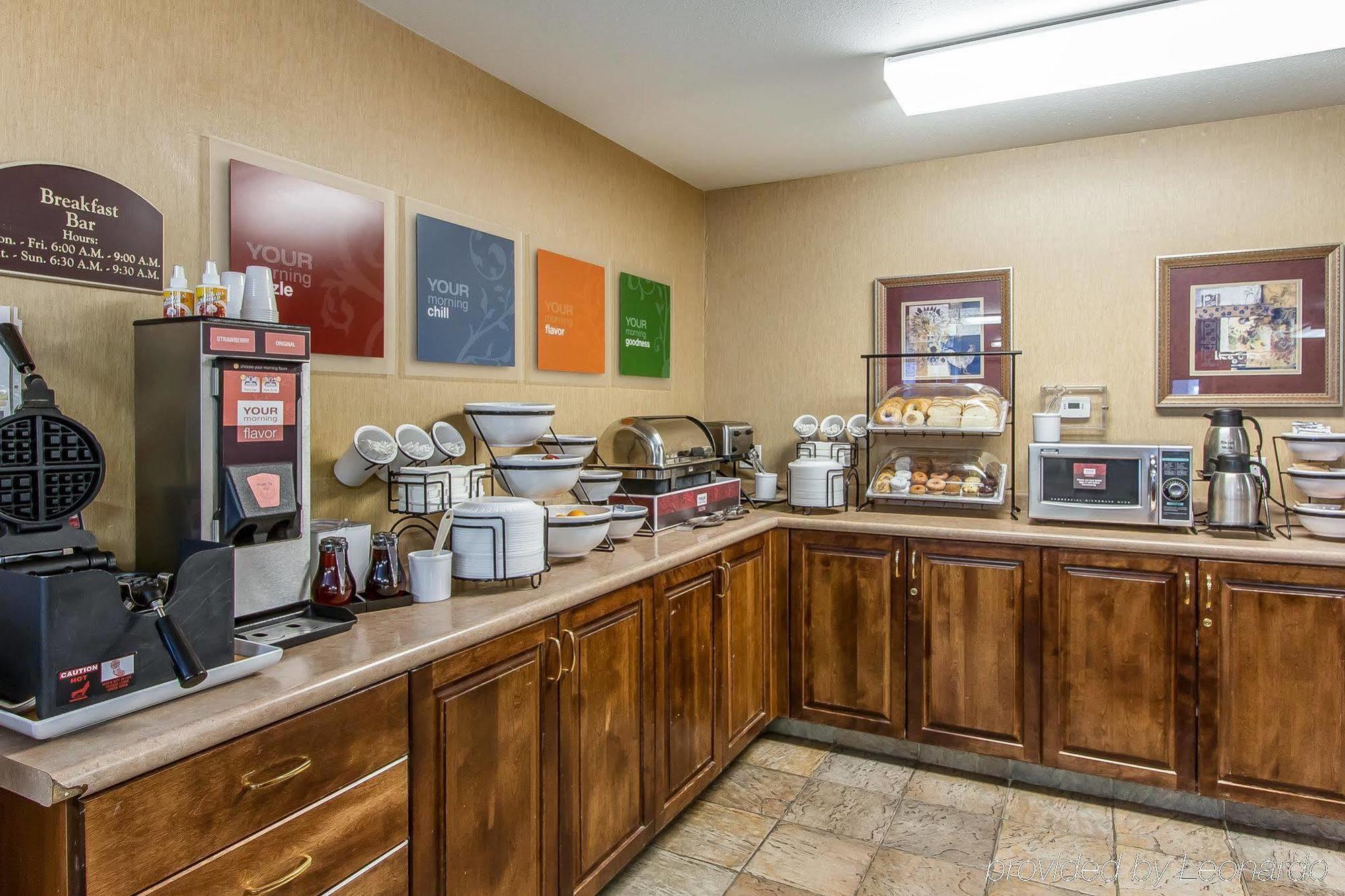 Quality Inn & Suites Fort Madison Near Hwy 61 Εξωτερικό φωτογραφία