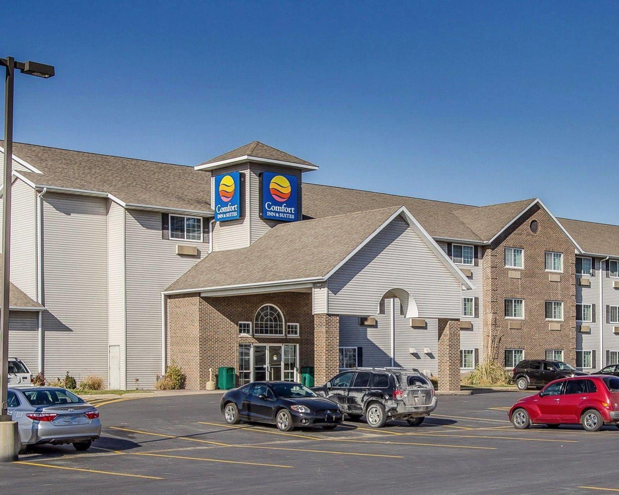 Quality Inn & Suites Fort Madison Near Hwy 61 Εξωτερικό φωτογραφία